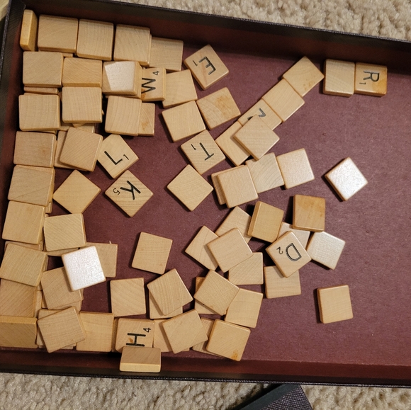 VINTAGE Scrabble Board Game - Picture 8 of 8